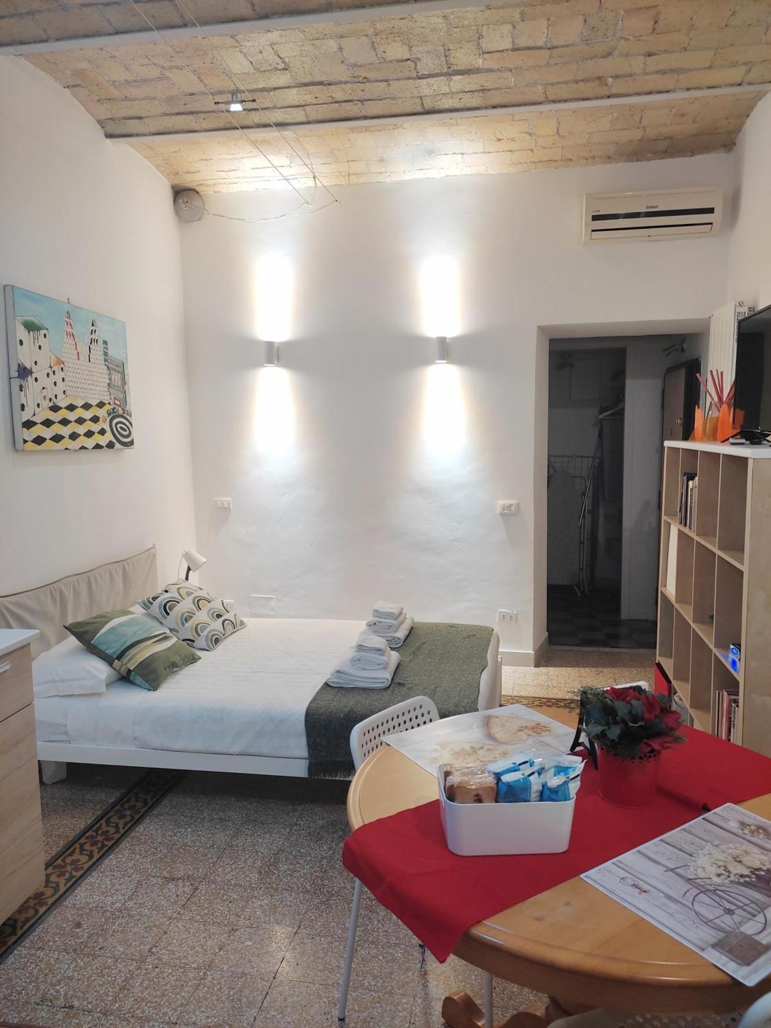 Grazioso Loft Vicino A San Giovanni E Metro C Рим Экстерьер фото